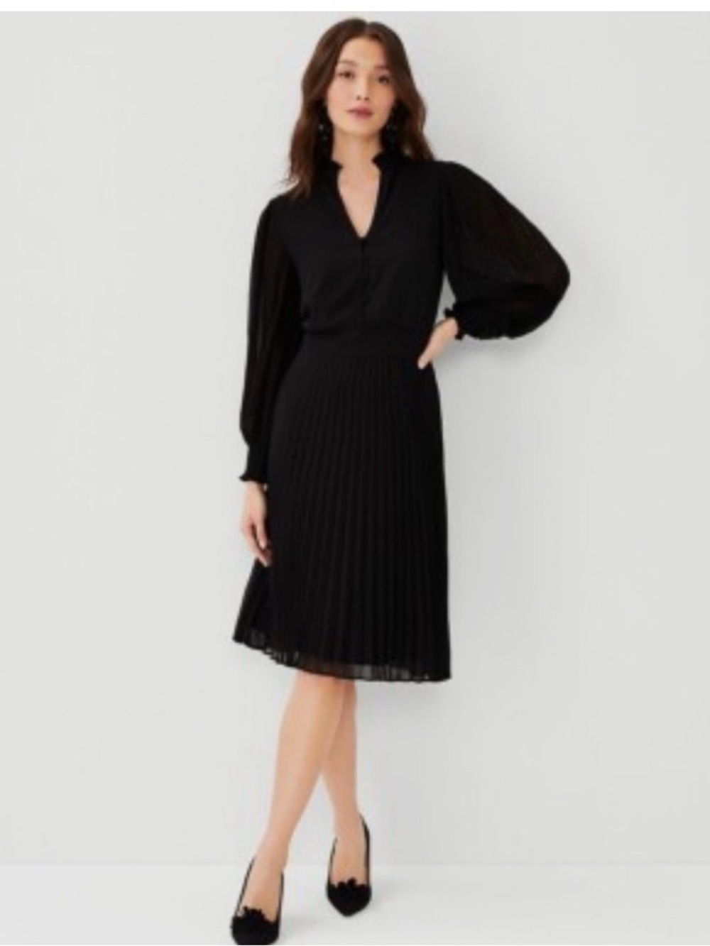 Ann Taylor Ruffle Pleated Flare Dress Black Size 2